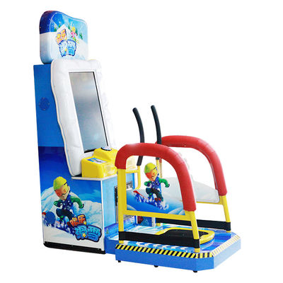 Corsa di automobile di sci felice Arcade Machine Multipivot Platform Simulates